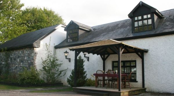 The Lodge - Lake Lodge Self Catering Holiday Home Westmeath